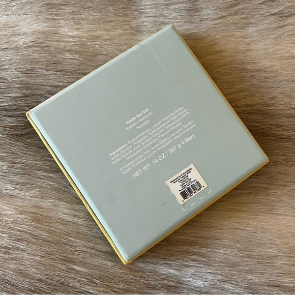 New VERA BRADLEY Vanilla Sea Salt Set Of 4 Individually Wrapped Soaps Paisley - Picture 4 of 4